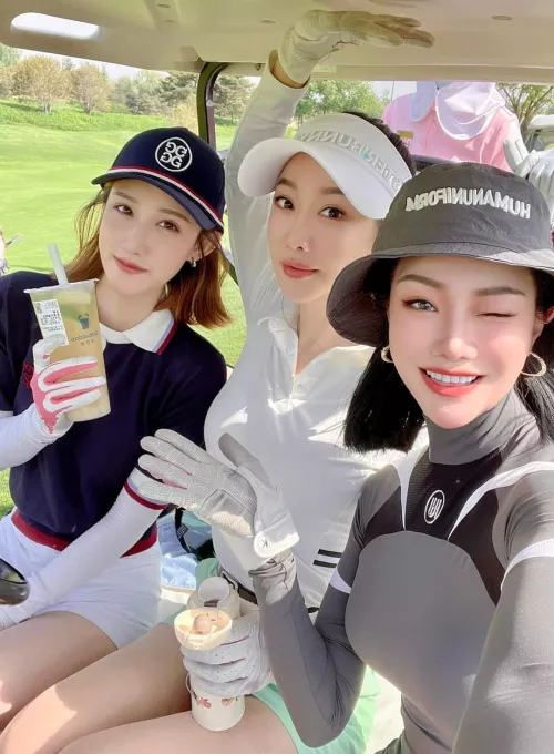 Japanese Golfers