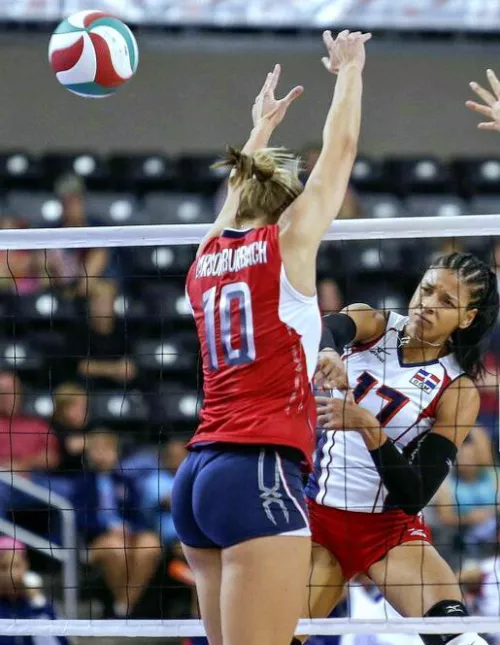 Jordan Larson 🇺🇸