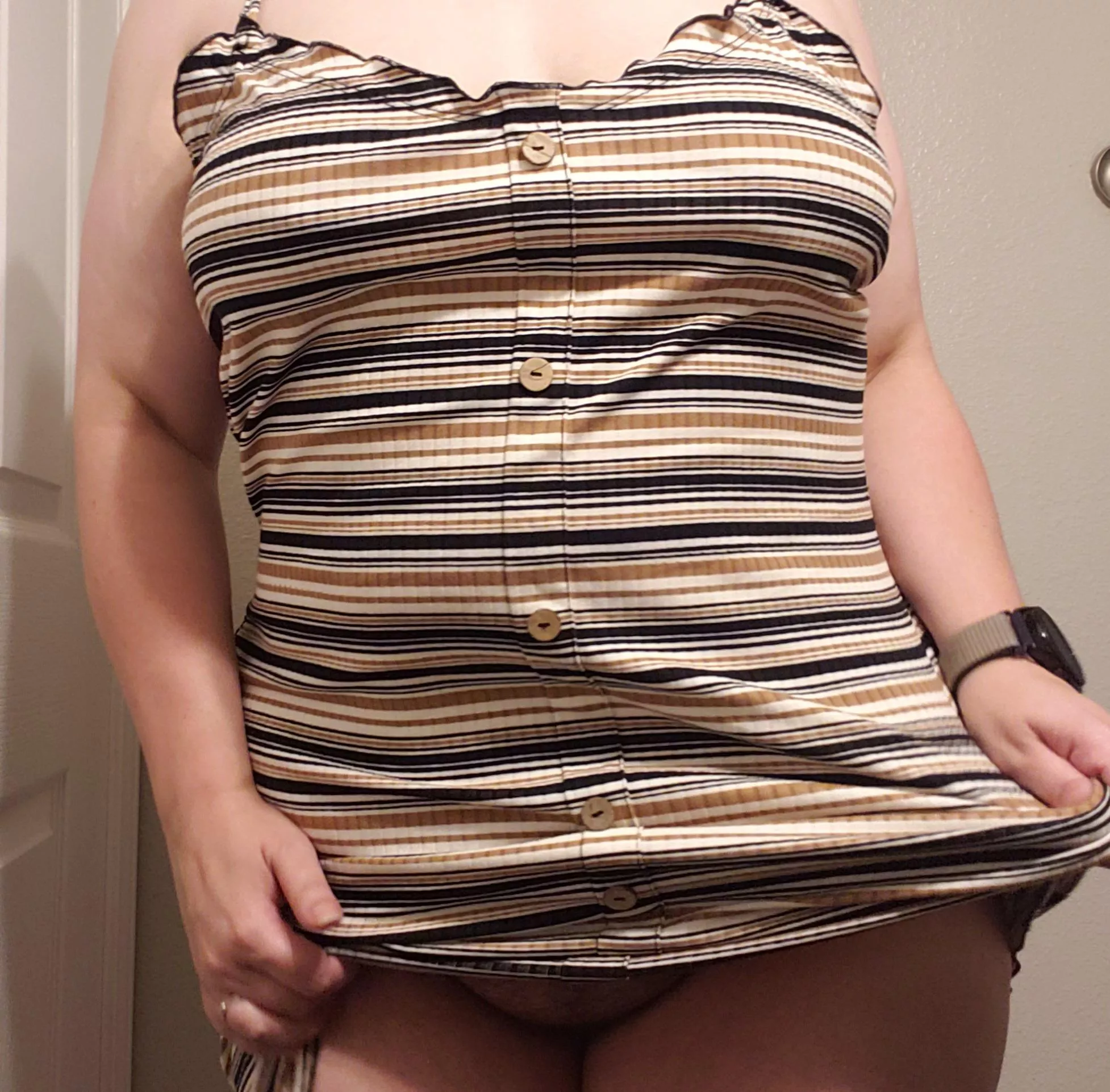 Just a little peek 😈