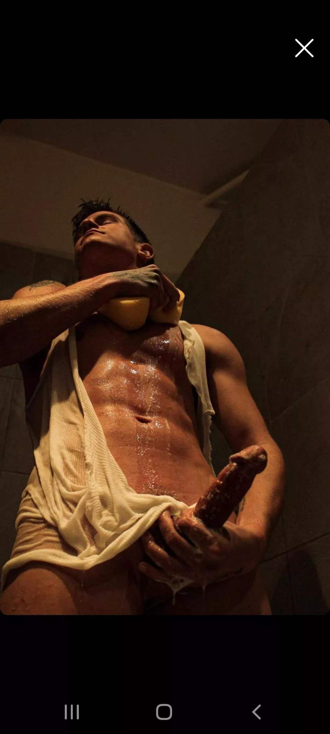 just felt like cumming in the shower 🇨🇦