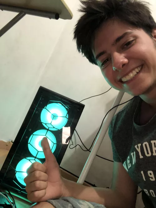 Just finished building my first ever gaming pc, I’m so happy!