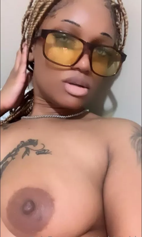 just laid up with my n***** tits out this morning who’s up ? 🥰 WICKR// FineAssSub