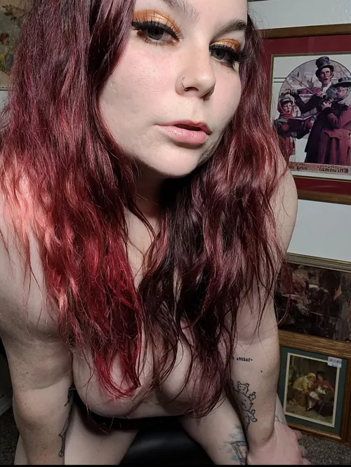 just my mom bod 🖤