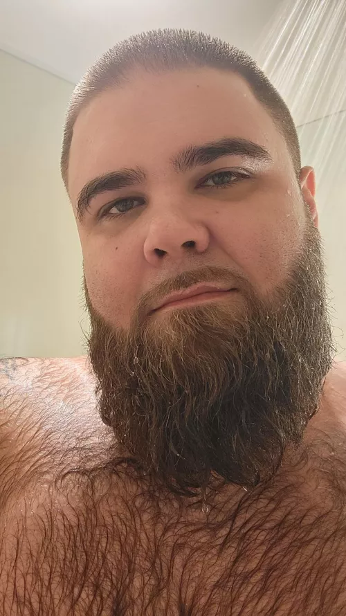 Just stepped out fresh out the shower Gotta stay fresh take about an hour 🎵