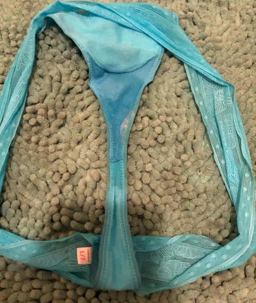 Just stepped out of these and the smell *chefs kiss* 🤌