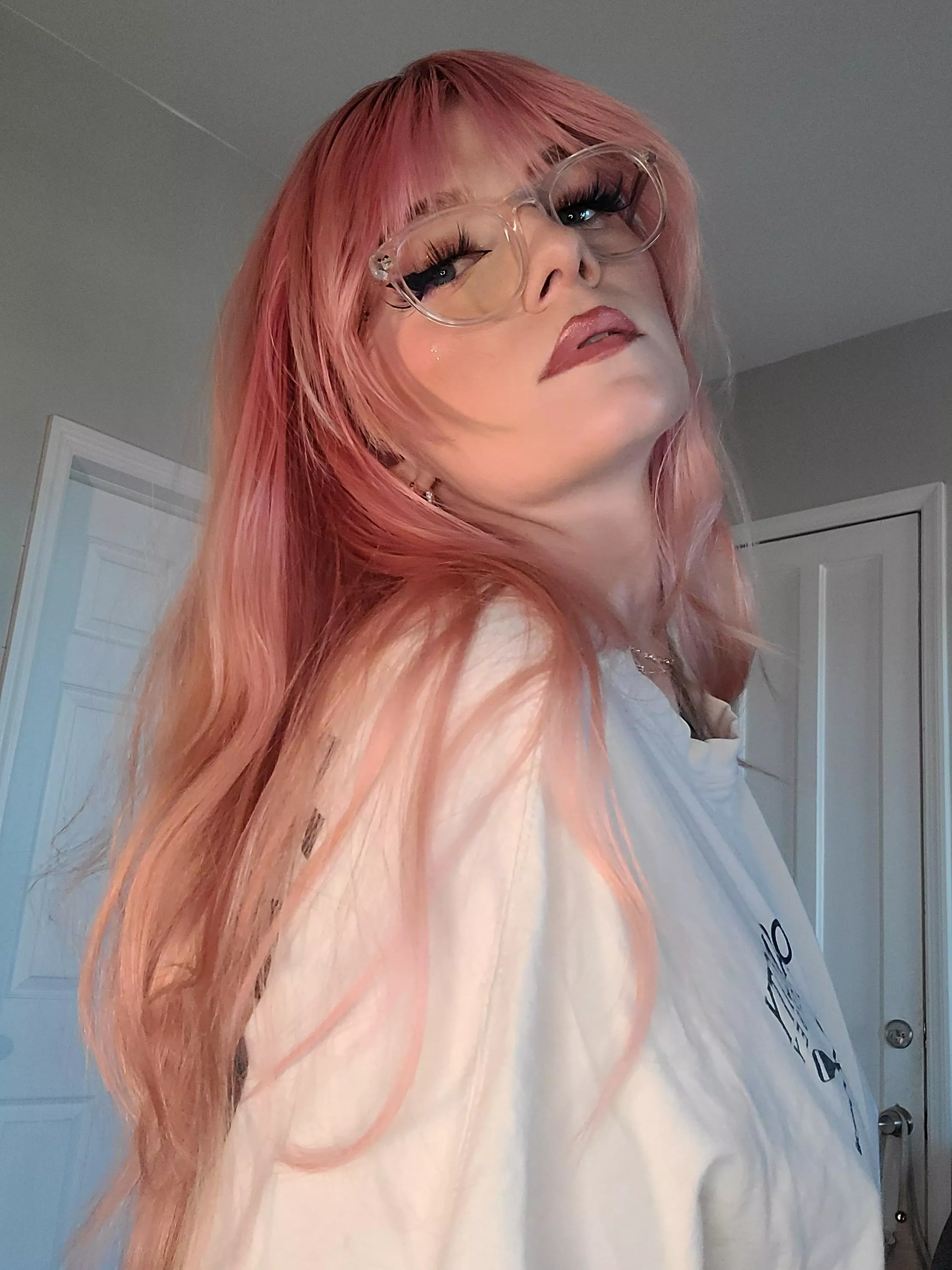 Just your everyday myopic internet slut