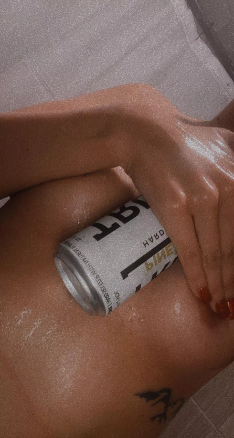 Keep the girls hydrated 💦