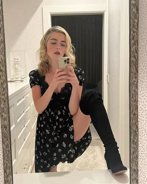 Kiernan Shipka's tight little body would be fun to share