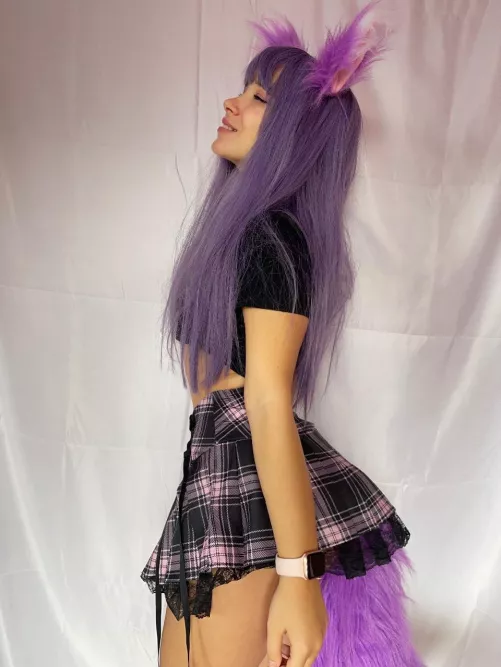 Kitty-school girl😏