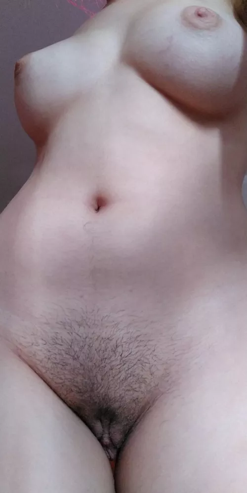 Labia peeping out 🥰