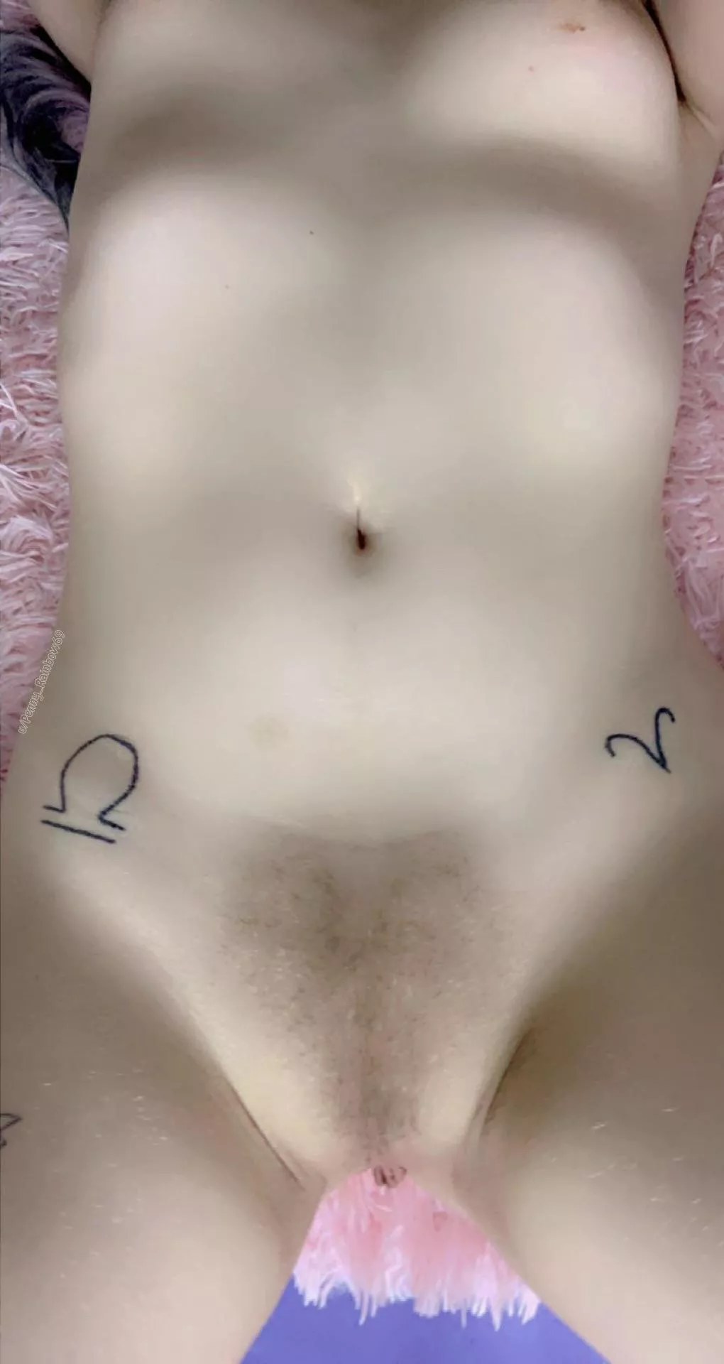 Last pic of my blonde bush before I dyed it pink 💕