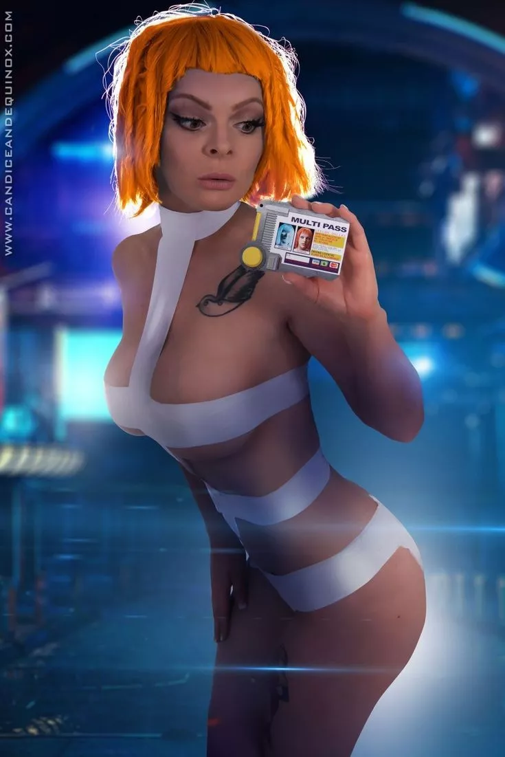 Leeloo. Multipass. (OC)
