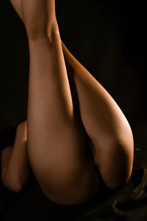 Legs and light. (OC)