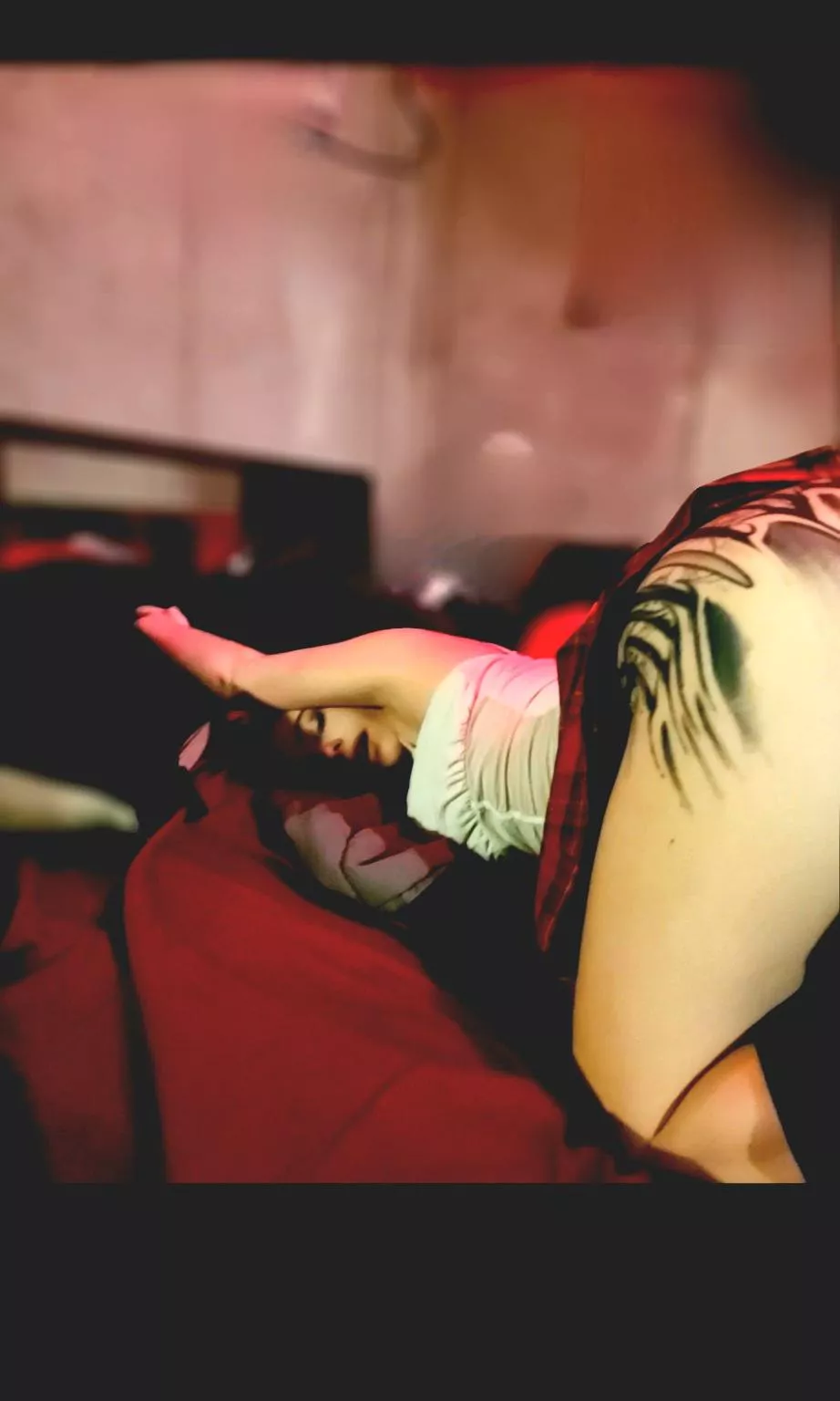 let me know if there are any couples that want to swap :) you'll be asked to be verified