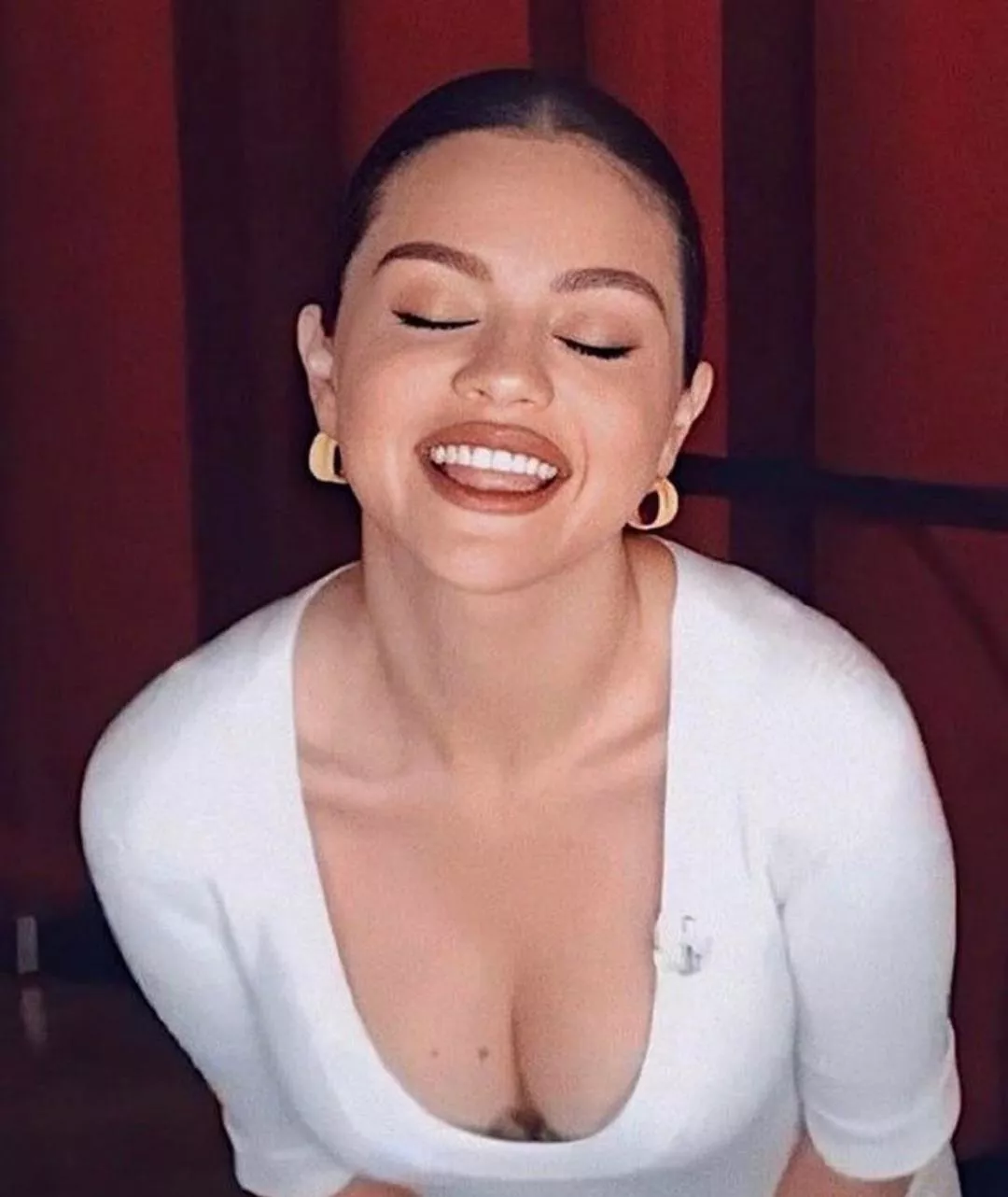 Lets get bi af for Selena Gomez