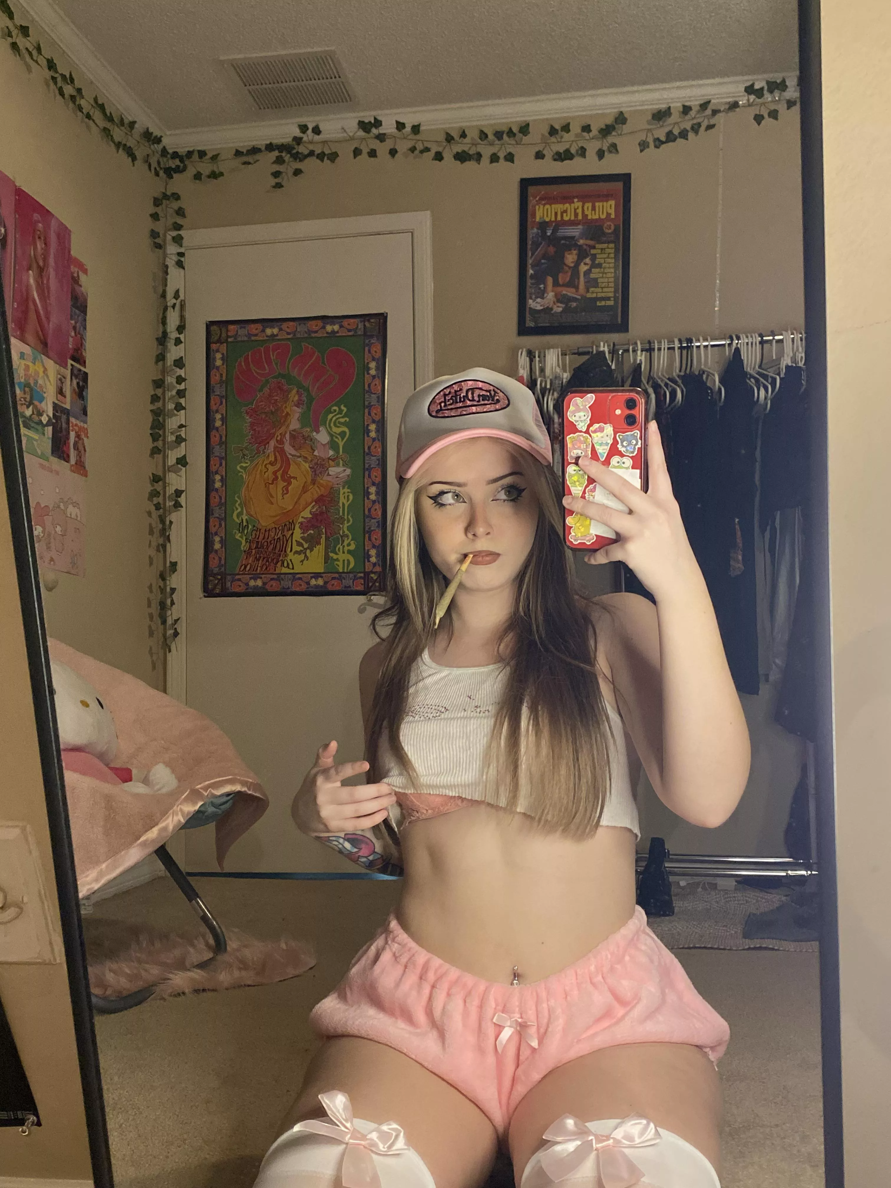 let’s smoke then fuck😛