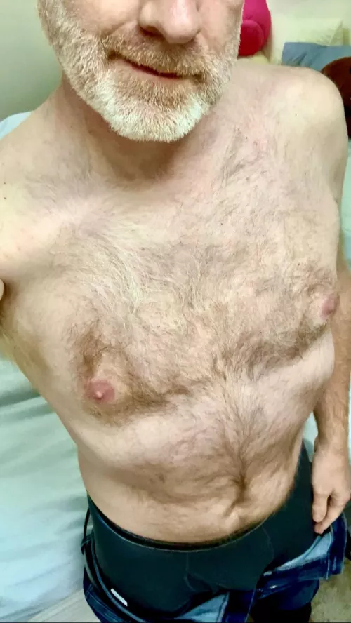 Let’s start the week naked together.