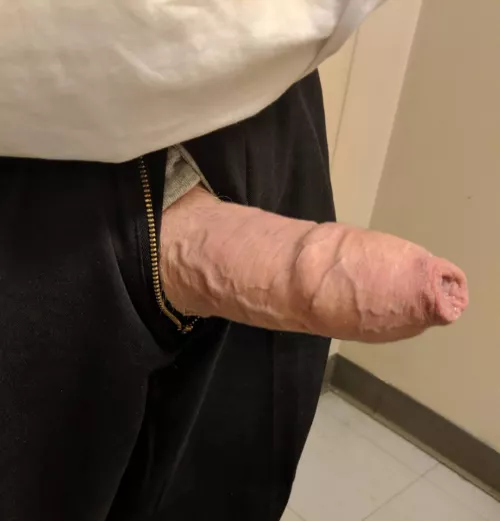 Letting It out Friday after work, long week at the office 😮‍💨 Married Dad [45]