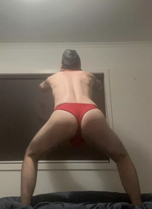 Leyton loves sitting on peoples faces - @u161252047