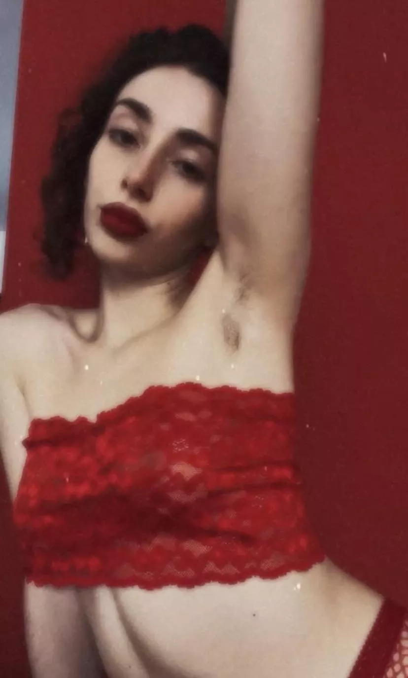 lick or smell? or maybe both? 😈😈