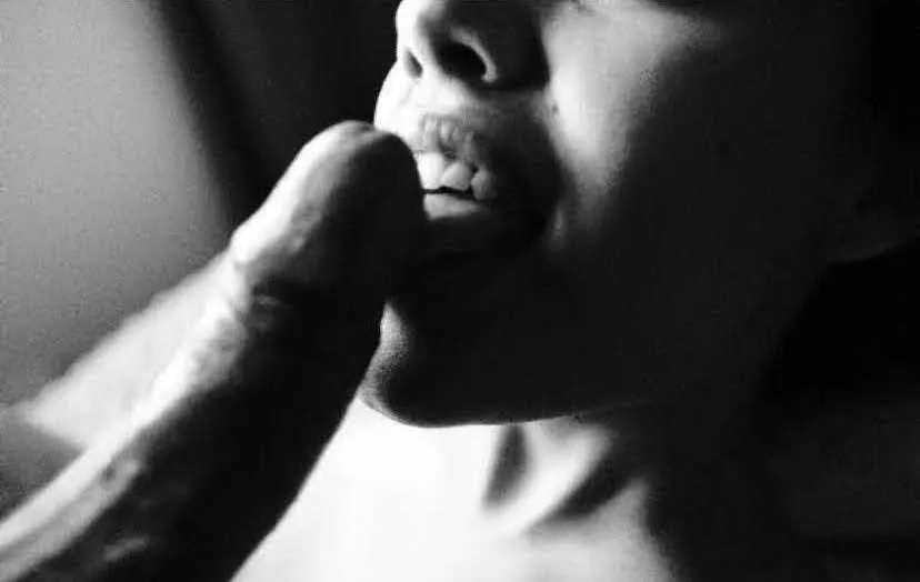 Lick the tip (m) (f)