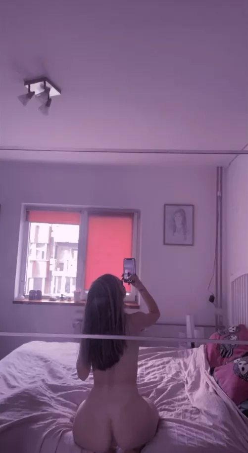 Like if you’d knock me up. I wanna fuck a random redditor