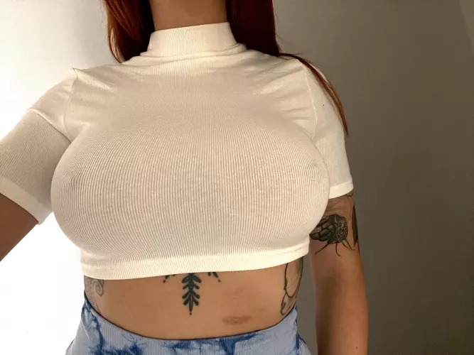 Little jelly tot nipples saying hello this morning