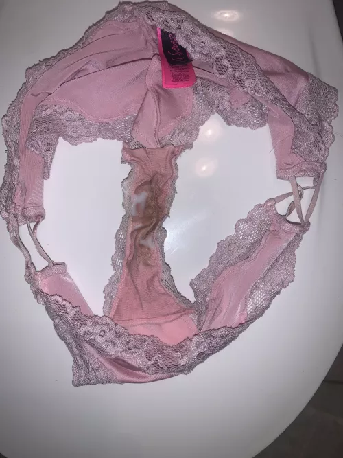 Little Sisters Panties found dirty!