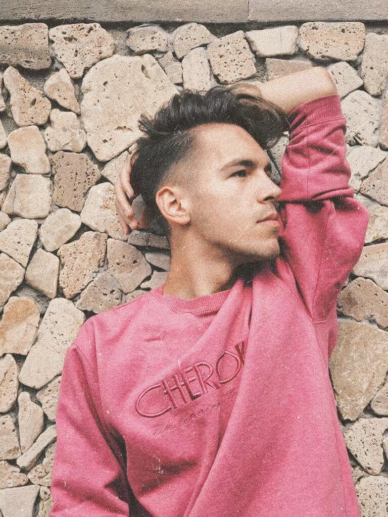 living for the hope of it all. living for the hope of it all.