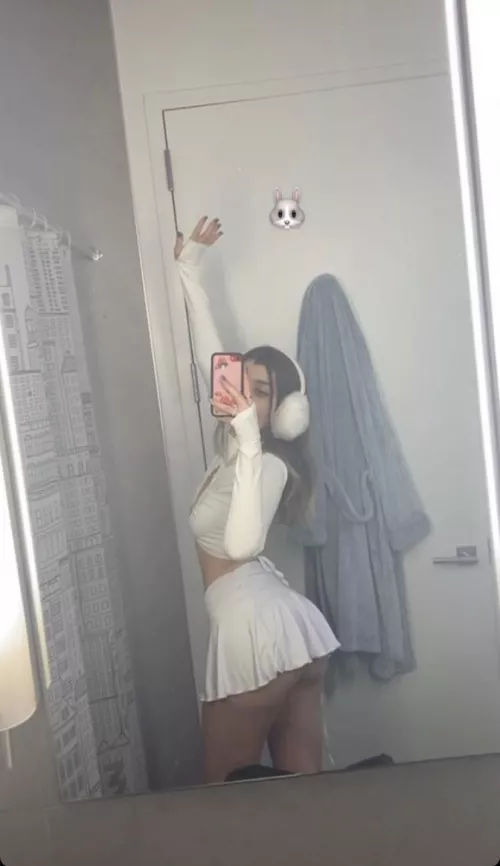 London girl available all day to make your cock throb message for details i wont disappoint you x😉😘