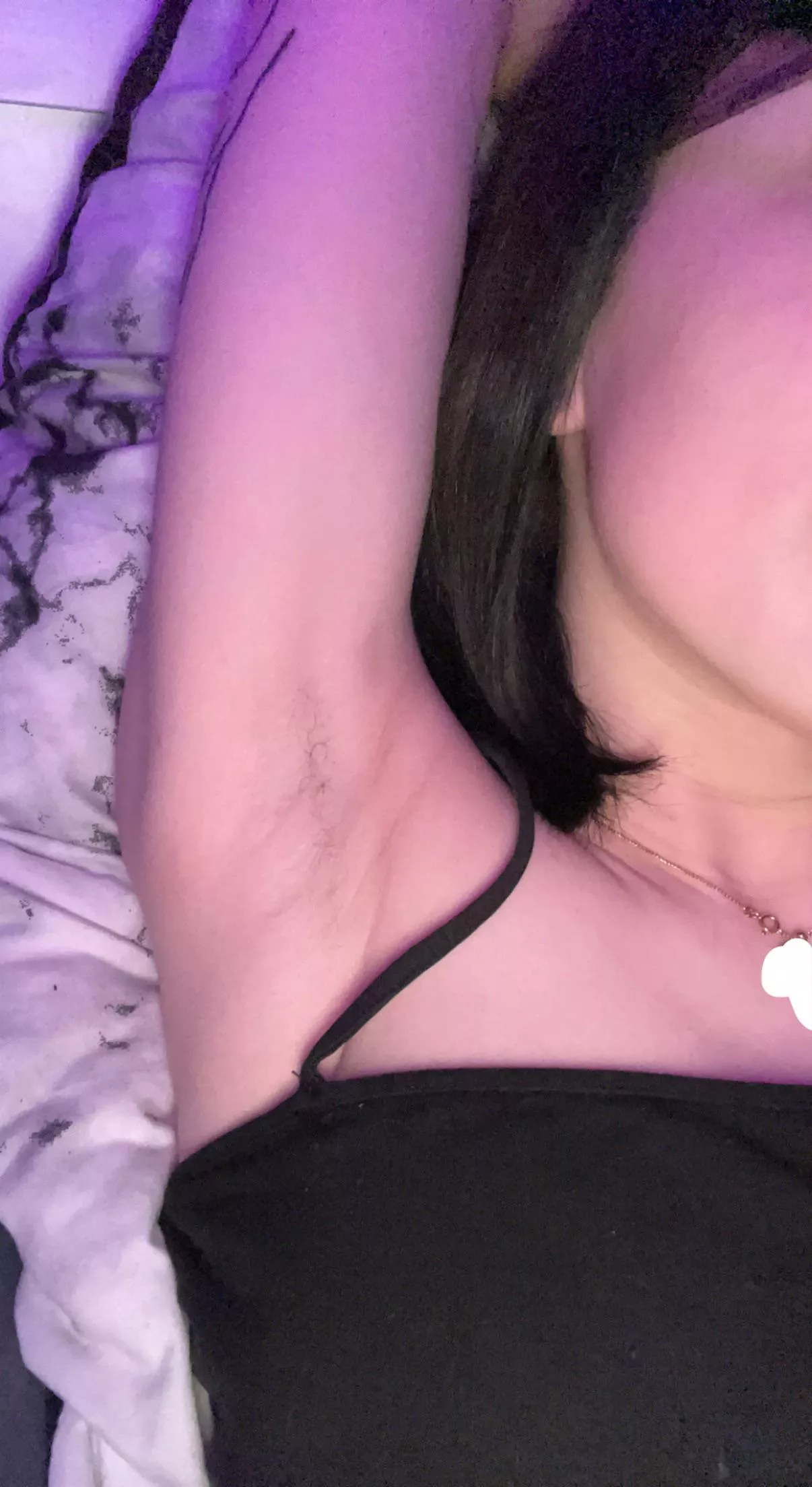 Long time no see 🙈 I’ve been unwell 🤧 but I had lots of time to grow out my underarms for you lovely people ☺️