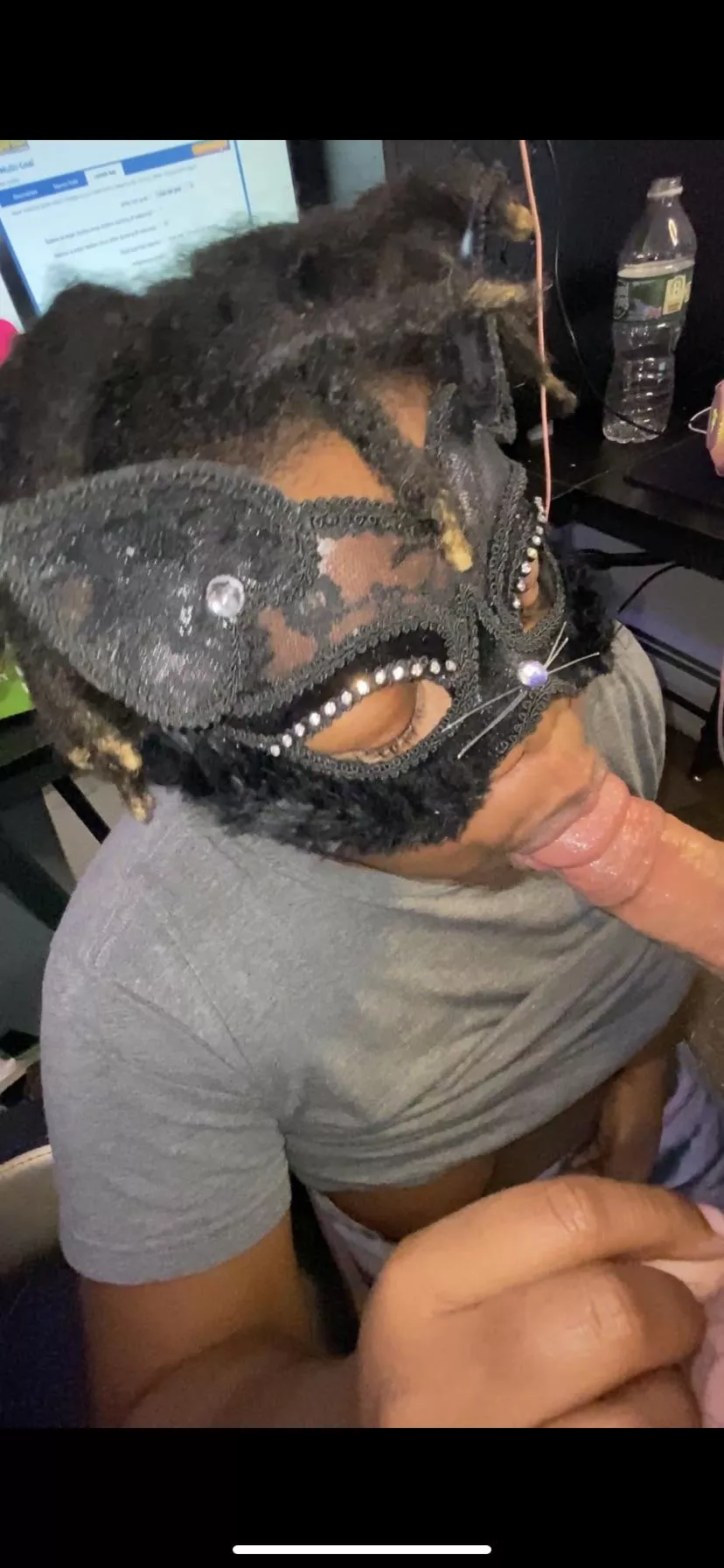 Look mom! No censor bar!