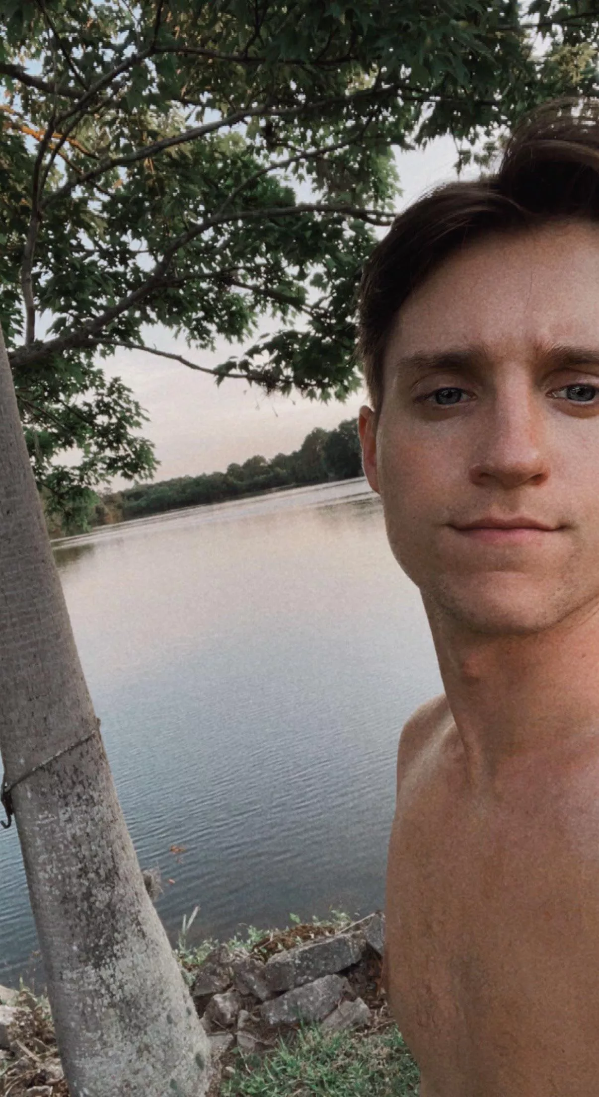 Lookin for someone to do cute shit with this Summer…🧐 Lookin for someone to do cute shit with this Summer…🧐