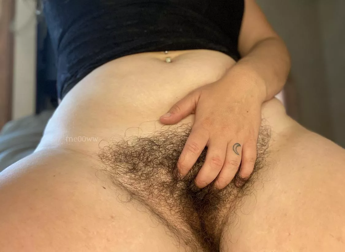 looking for a face to smother, any takers?♡