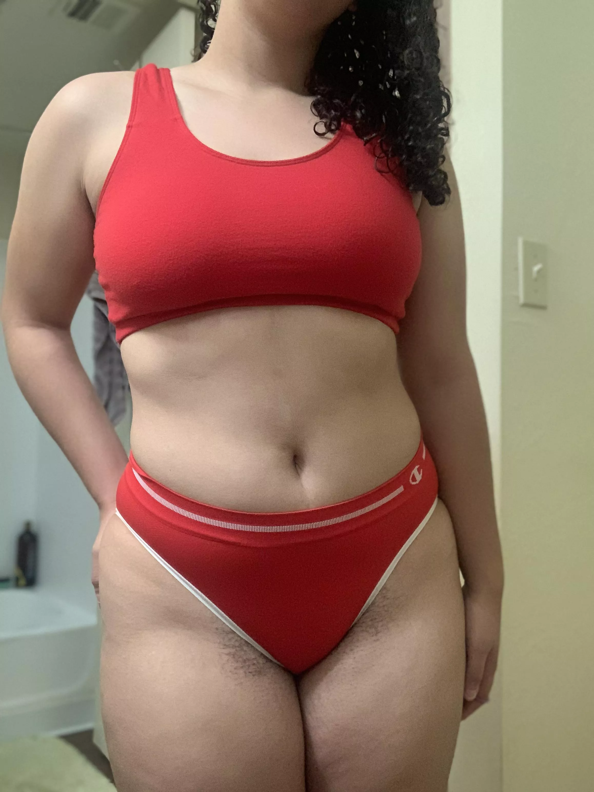 Looking for my first buyer to snag a pair of my🩸 period panties. I’ve always wanted to try it! Feel free to message me if interested in discussing. Enjoy my after shower photo either way though 🖤