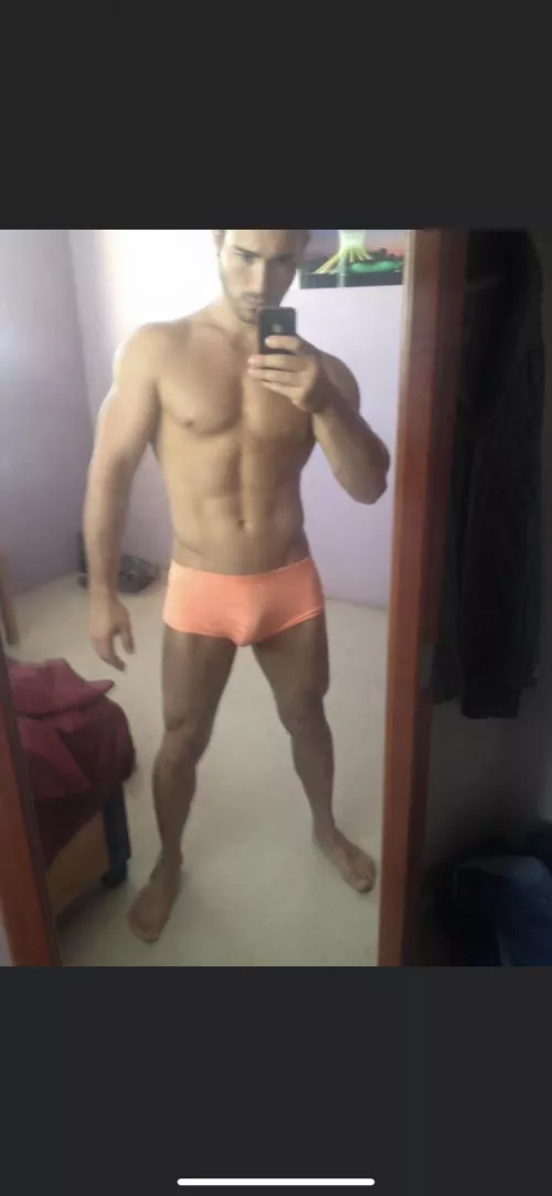 Looking for some attention to make me post more 🥺