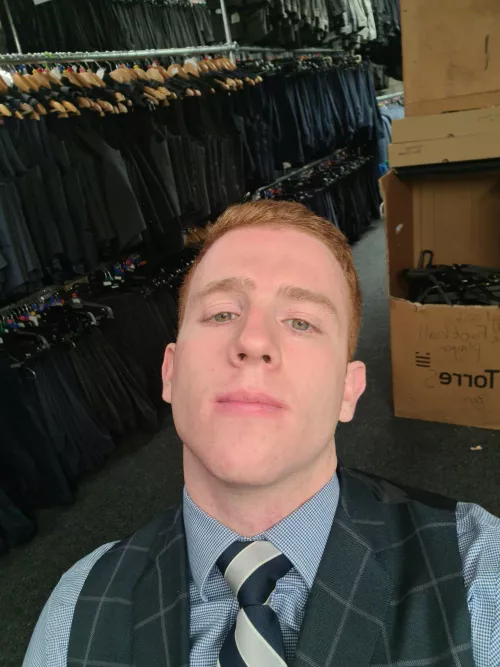 Looking for some buddies in the uk to chat with and maybe see where it goes.