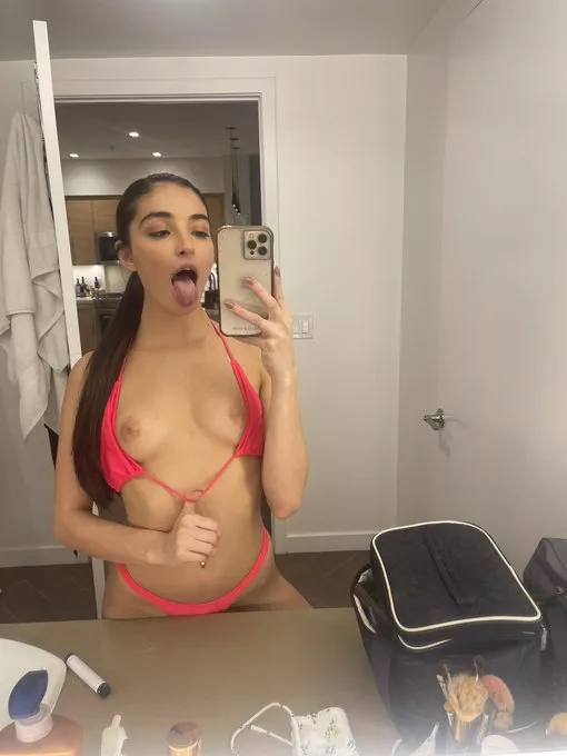 looking for someone to play with 😞