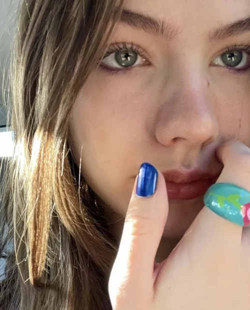 Looking for the pornstar that is splitting image of this girl? Believe she was russian but don’t remember. Not sure if this is the right sub to look for if not please point me in the direction of where i’d