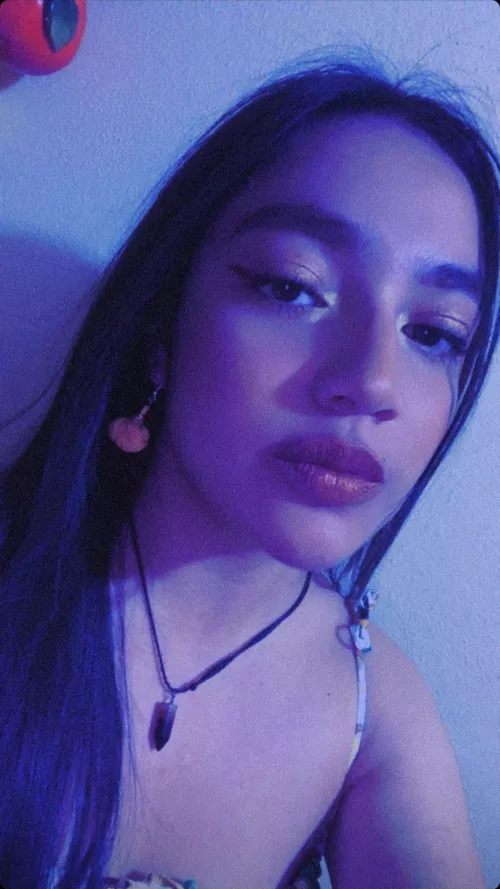 looking for tribute, hmu for more pics