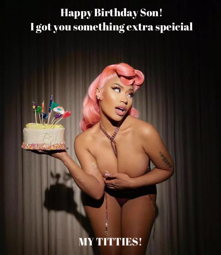 Love my mommy’s titties!