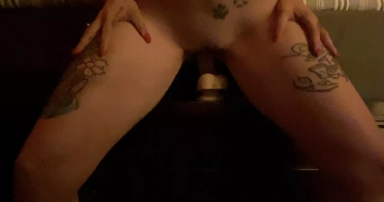 Love riding this dildo!