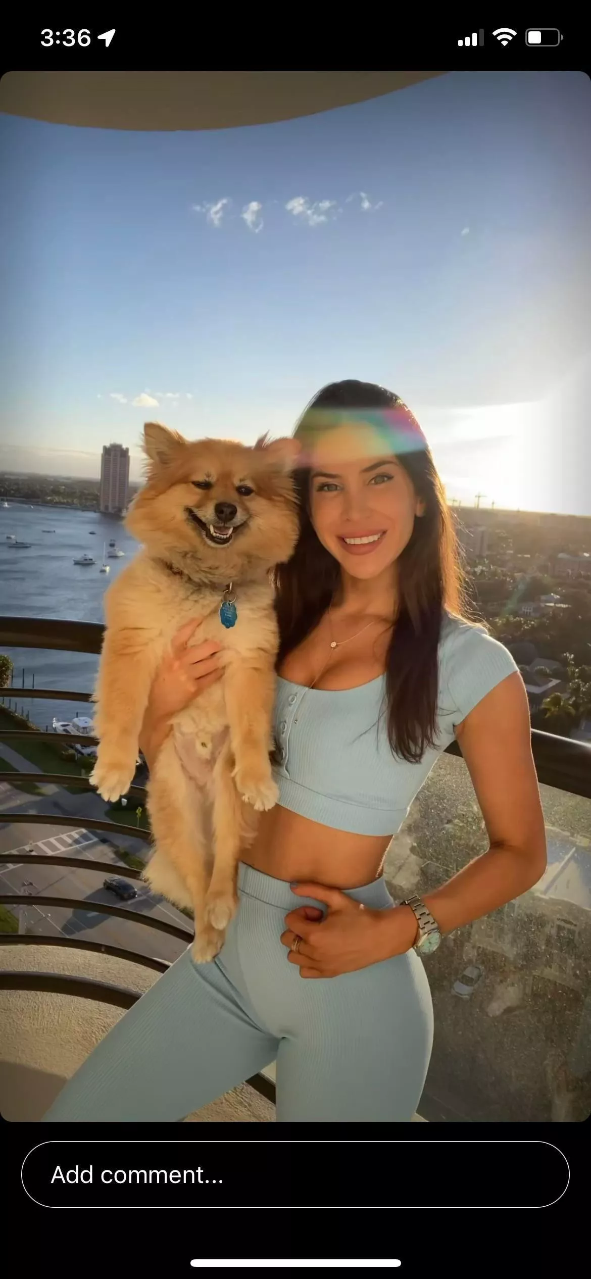 Love short sleeve shirts showing off womens sexy smooth long skinny looking arms 🥵 just want to stroke their soft skin as I take them in every position 😈