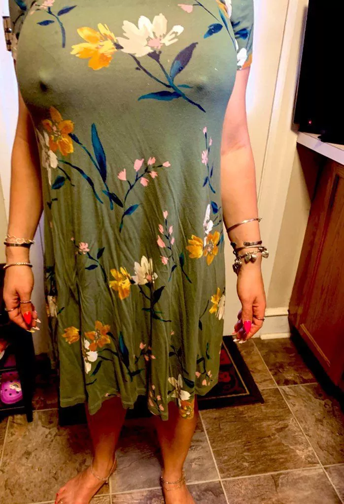 Love summer dress season!