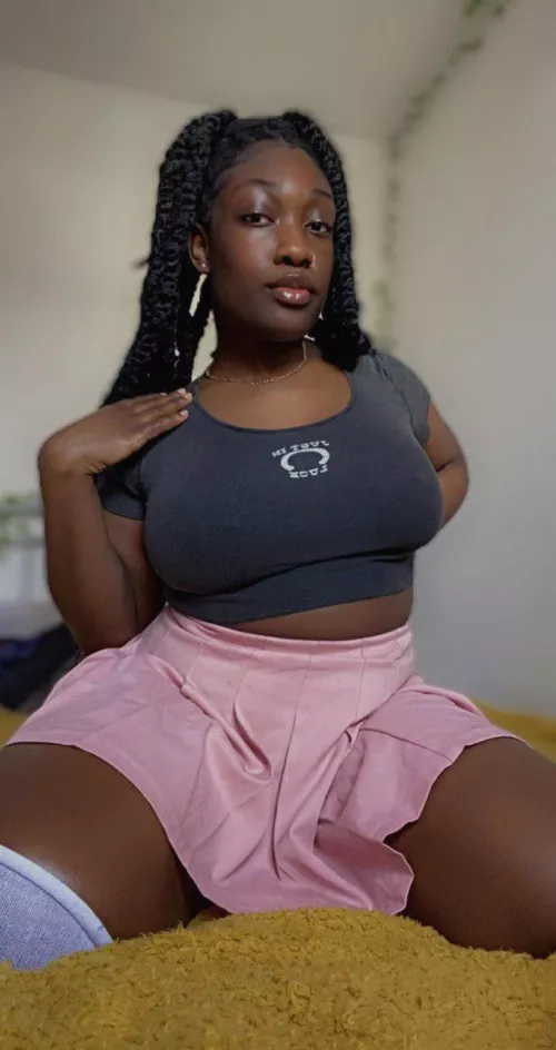 Love this outfit. What do you guys think about it?