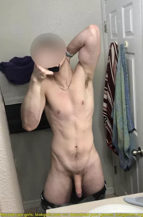 Lrt’s not mention the mismatched towels 🤫