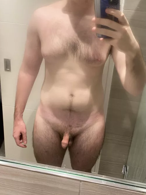 [M, 23, 6’0, 185lbs] Fresh out the shower