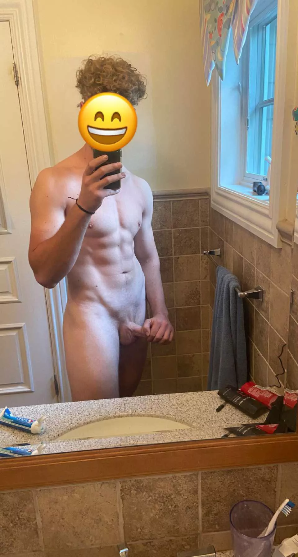 [m] 😏