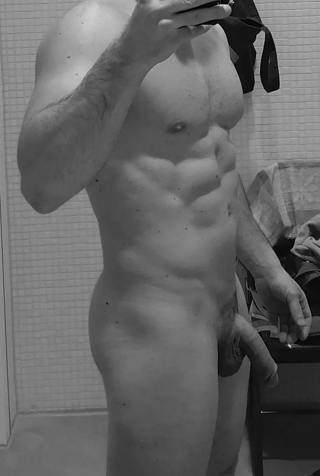 (M) After workout selfie