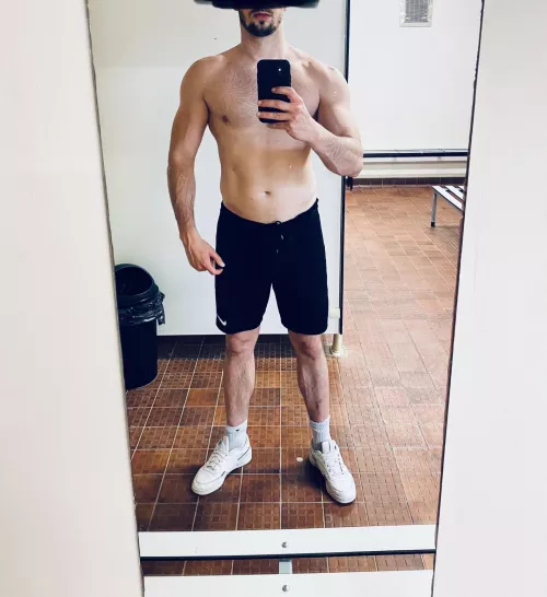 [M] In need of some shredding and some 🍑